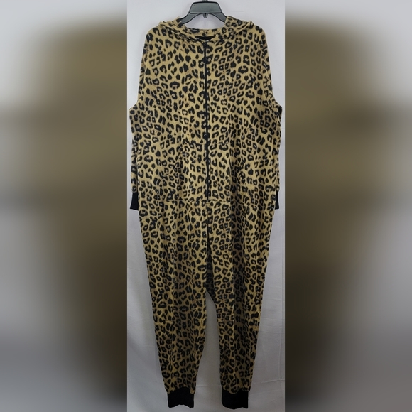 Torrid Cheetah Print Fleece Full Length Cat Ear Lounge Onesie/Costume Size 1/2 - Picture 6 of 14